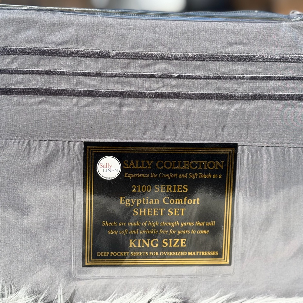 King size bed sheet set, 4PCS,deep pocket, New, gray/silver ,Egyptian comfort
